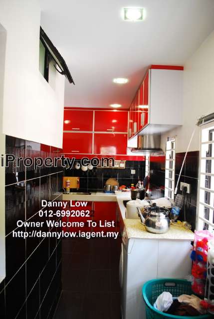 Extended part of wet kitchen view 2