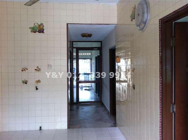 KITCHEN CORRIDOR