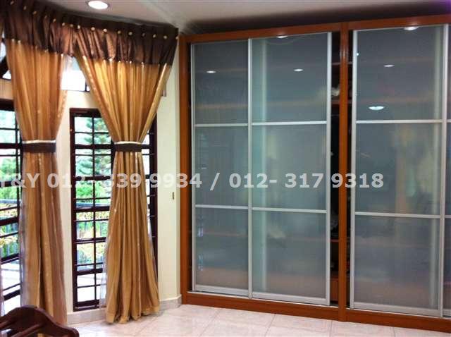 Dressing Room