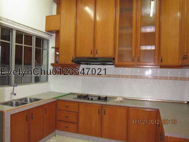Plenty of storage kitchen cabinet