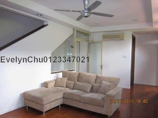 Living hall at 1st floor