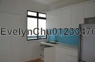 Clean cut kitchen cabinet