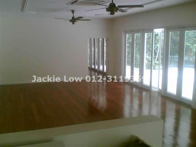 2nd lounge
