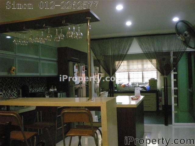Kitchen open concept with island