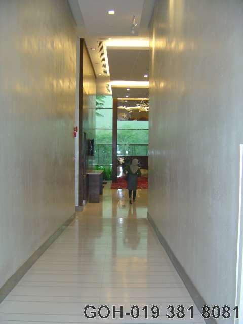 Link walkway to Swiss Garden Hotel