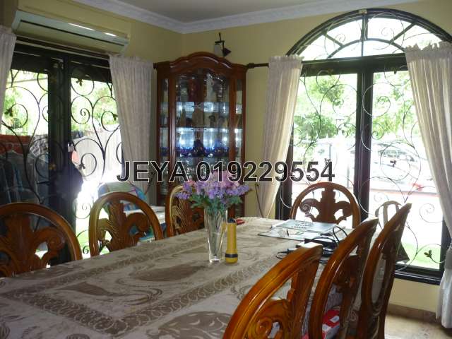 JEYA 0192295544