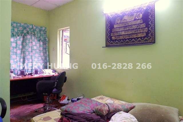 2ND BEDROOM