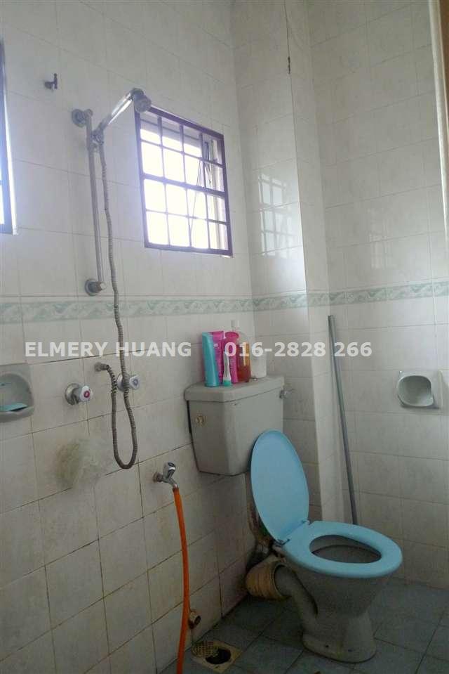 WITH ATTACHED BATHROOM