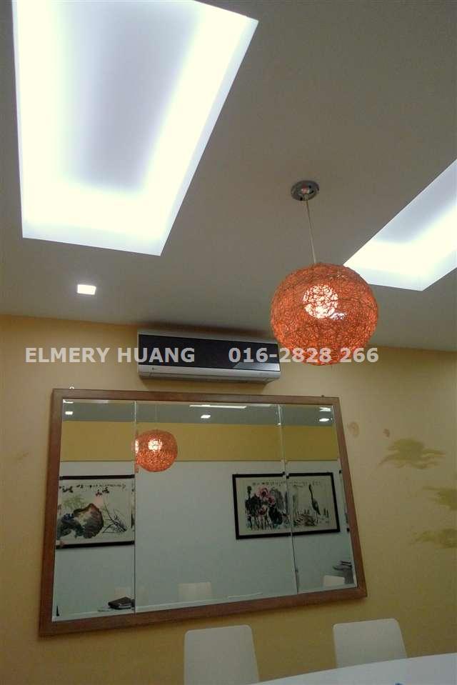 PLASTER CEILING