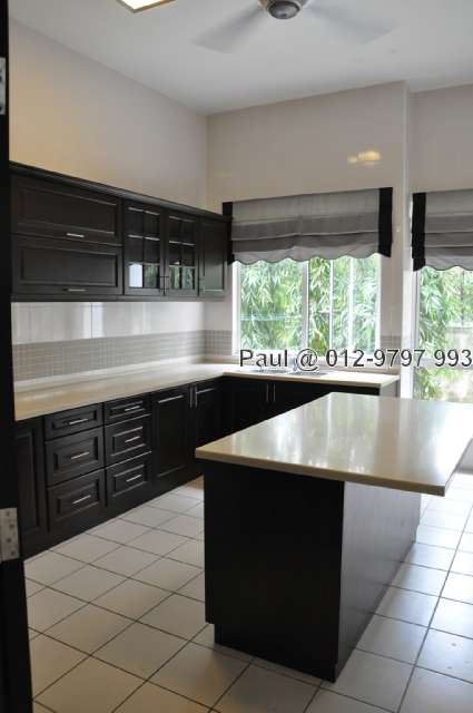 Dry Kitchen