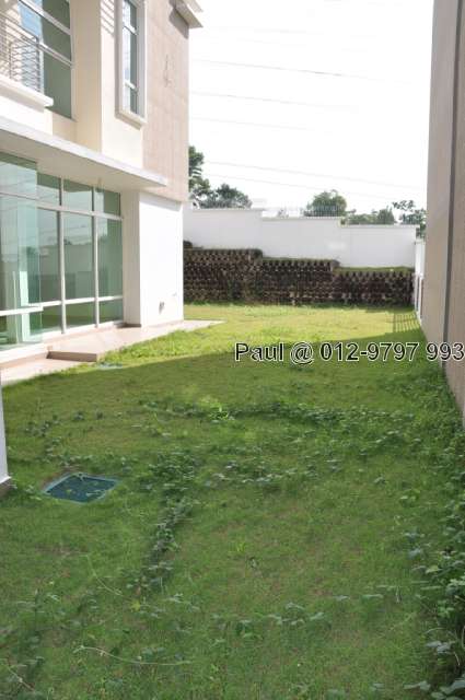 Side Garden
