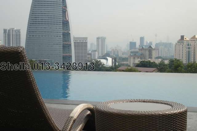 Infiniti Pool