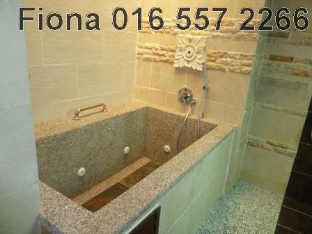 Jacuzzi in Master Bedroom