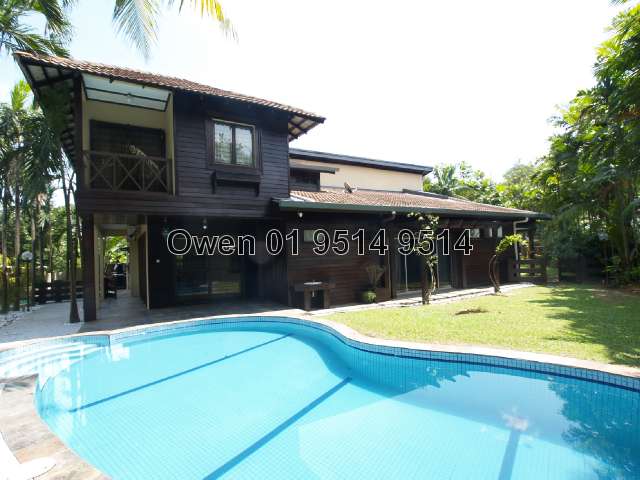 Pool View / Bungalow View
