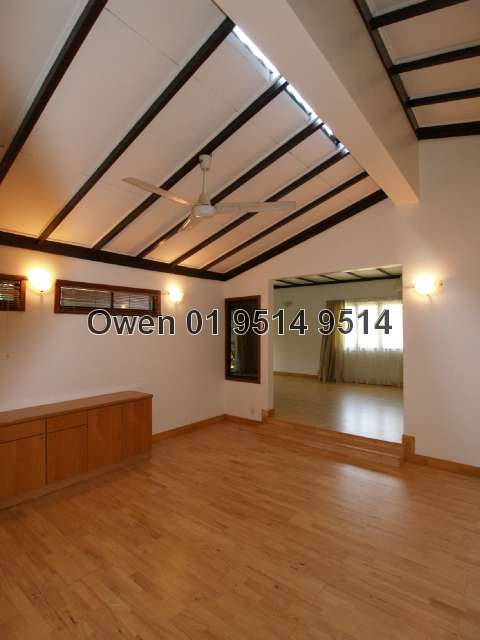 Master Bedroom / Family Hall