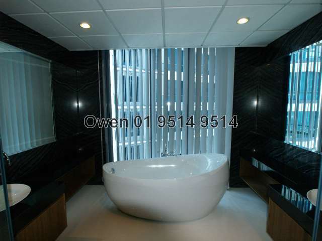 Bathtub