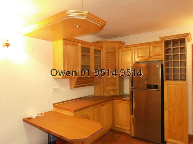 Kitchen Cabinet