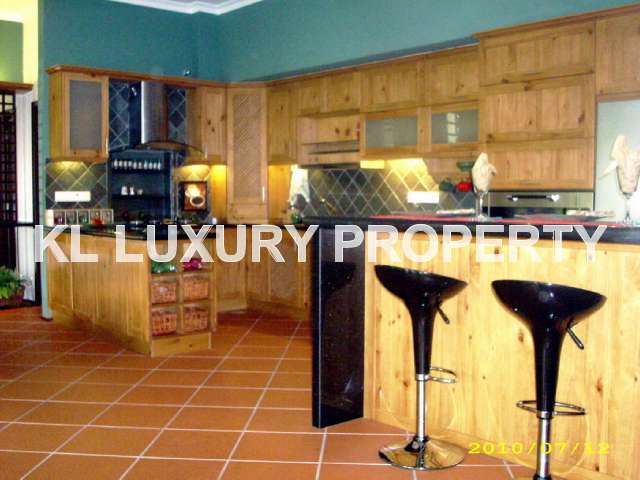 Dry Kitchen