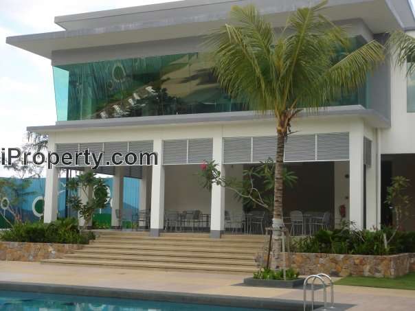 JoshLow 012-2949719