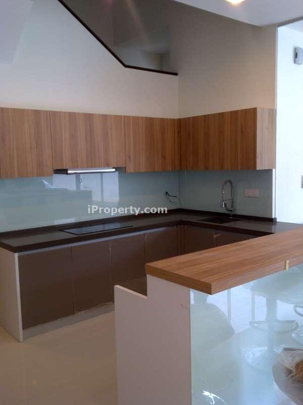 Dry Kitchen