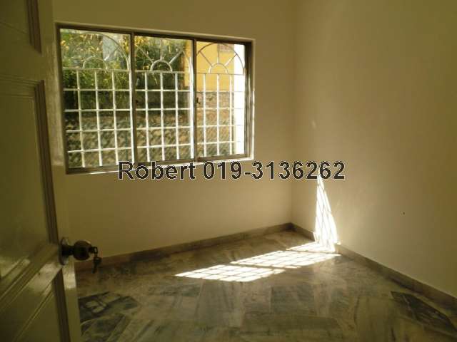 Ground floor bedroom