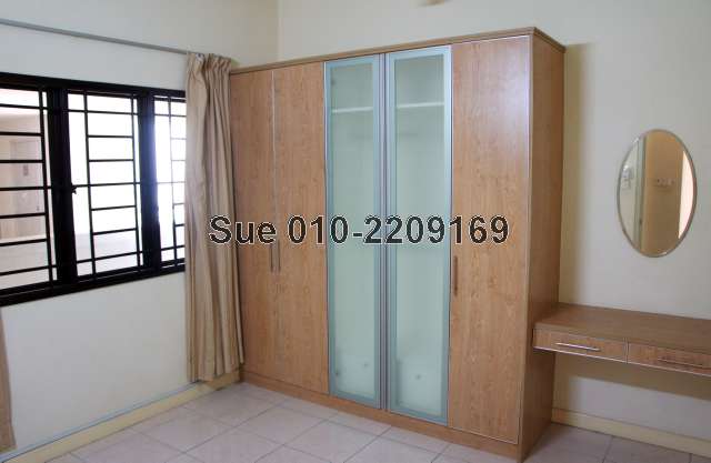 Room 3