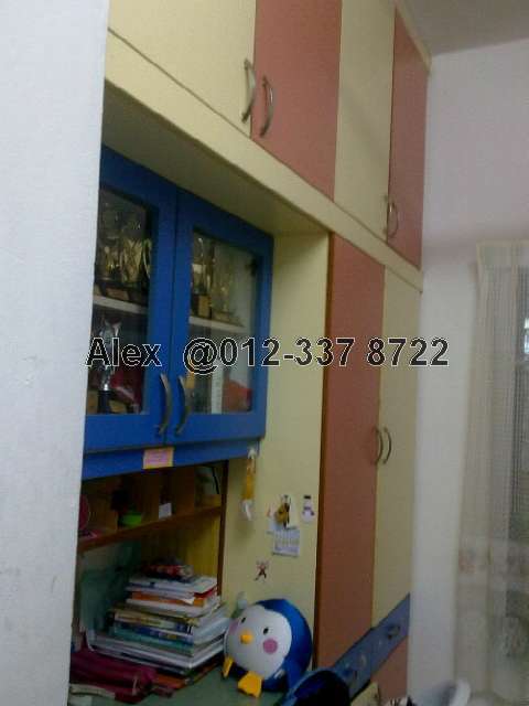 built in wardrobe3