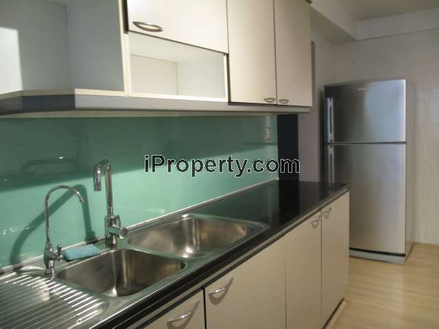 Dry Kitchen
