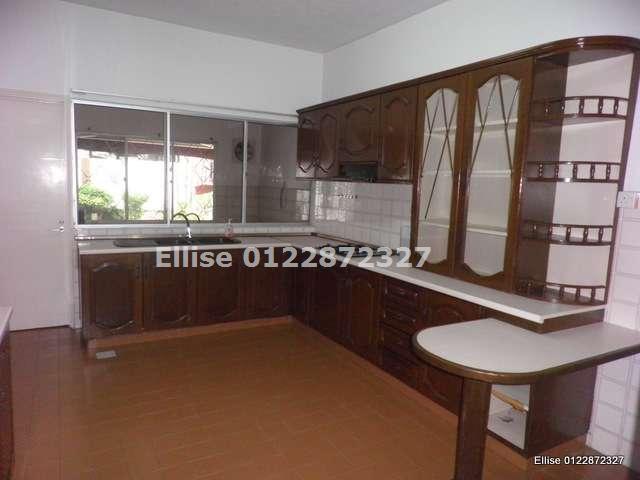dry kitchen