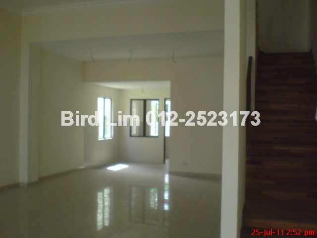 12 ft high ceiling at living hall