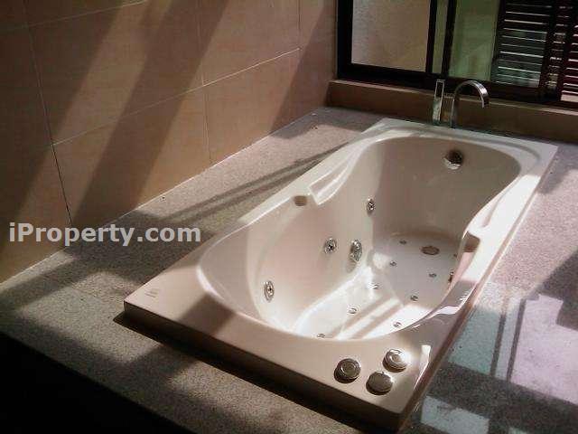 Jaccuzi