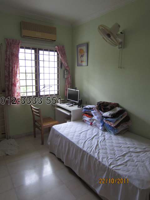 2nd Bedroom