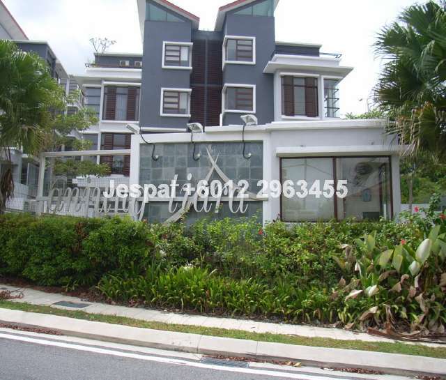 Main Guardhouse