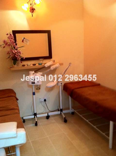 Massage, Facial