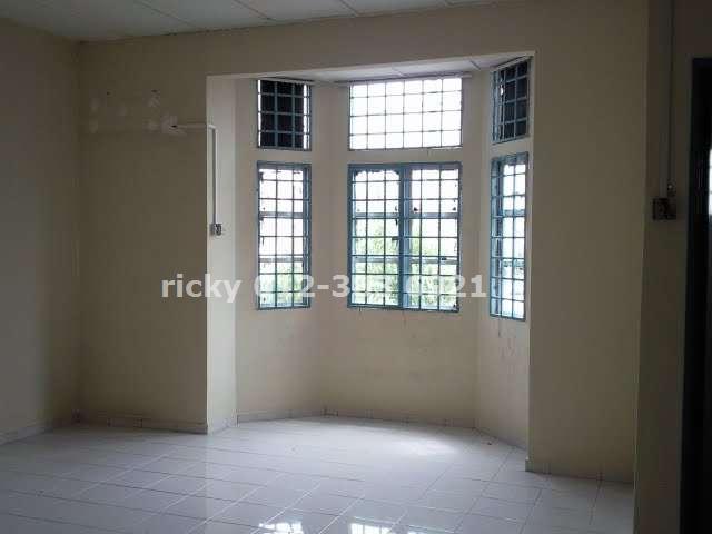 ricky 012-383 6921