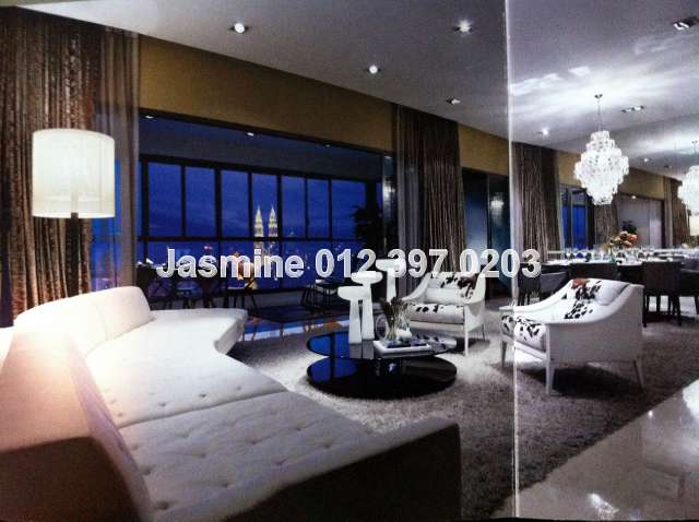 Living and Dining Area