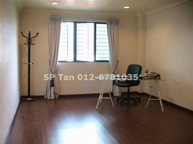 master bedroom 2