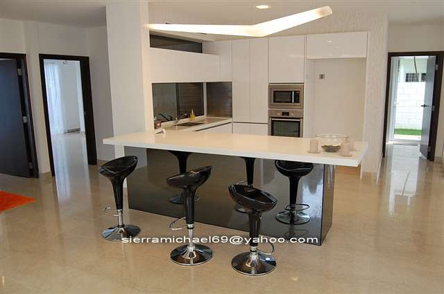 Dry Kitchen