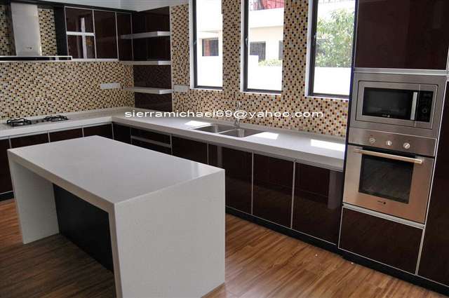 Dry Kitchen
