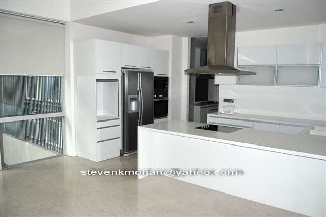 Dry Kitchen