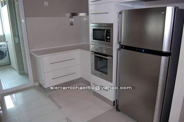 Dry Kitchen
