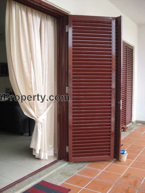 Full length door at the balcony