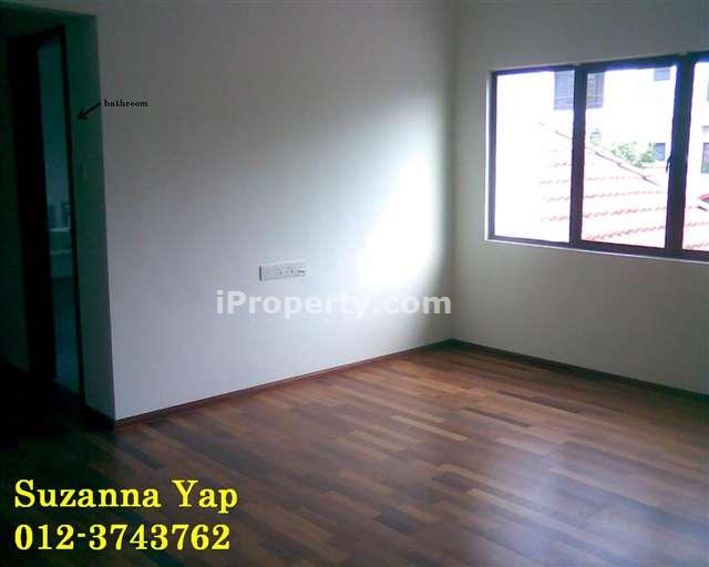 2nd flr. master bedroom