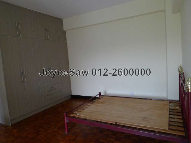 Master Bedroom (will replaced new bed set)