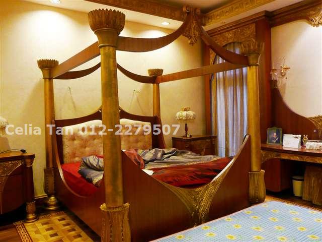 Thematic Suite Bedroom