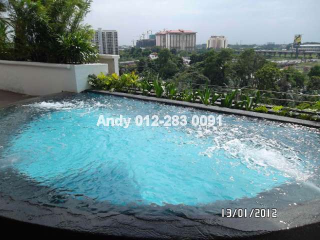 1st Jacuzzi With Infinity View