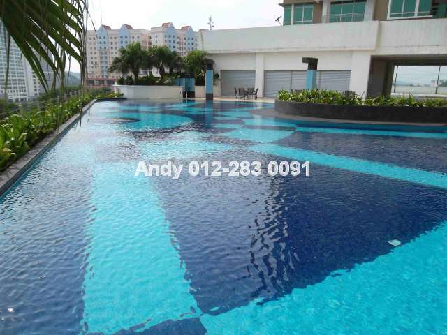 Clean And Beautiful Swimming Pool