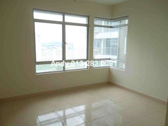 Spacious Master Bedroom