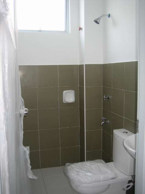 Share Toilet