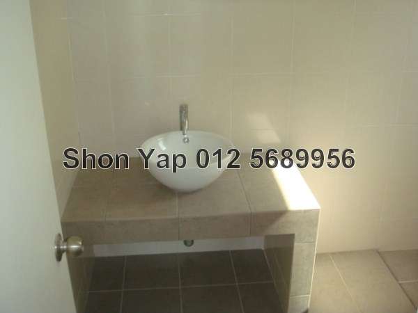 Bathroom in Master bedroom